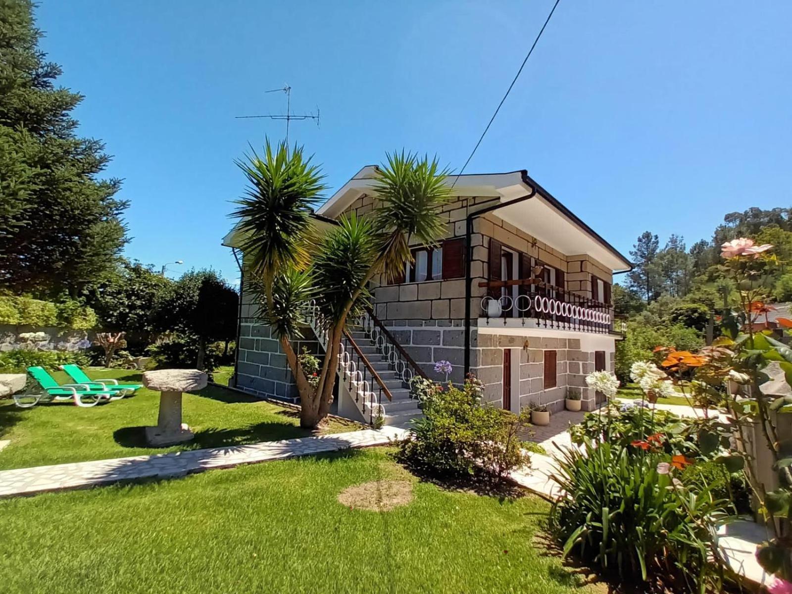 Vila Guia In Valdreu Braga Exterior foto